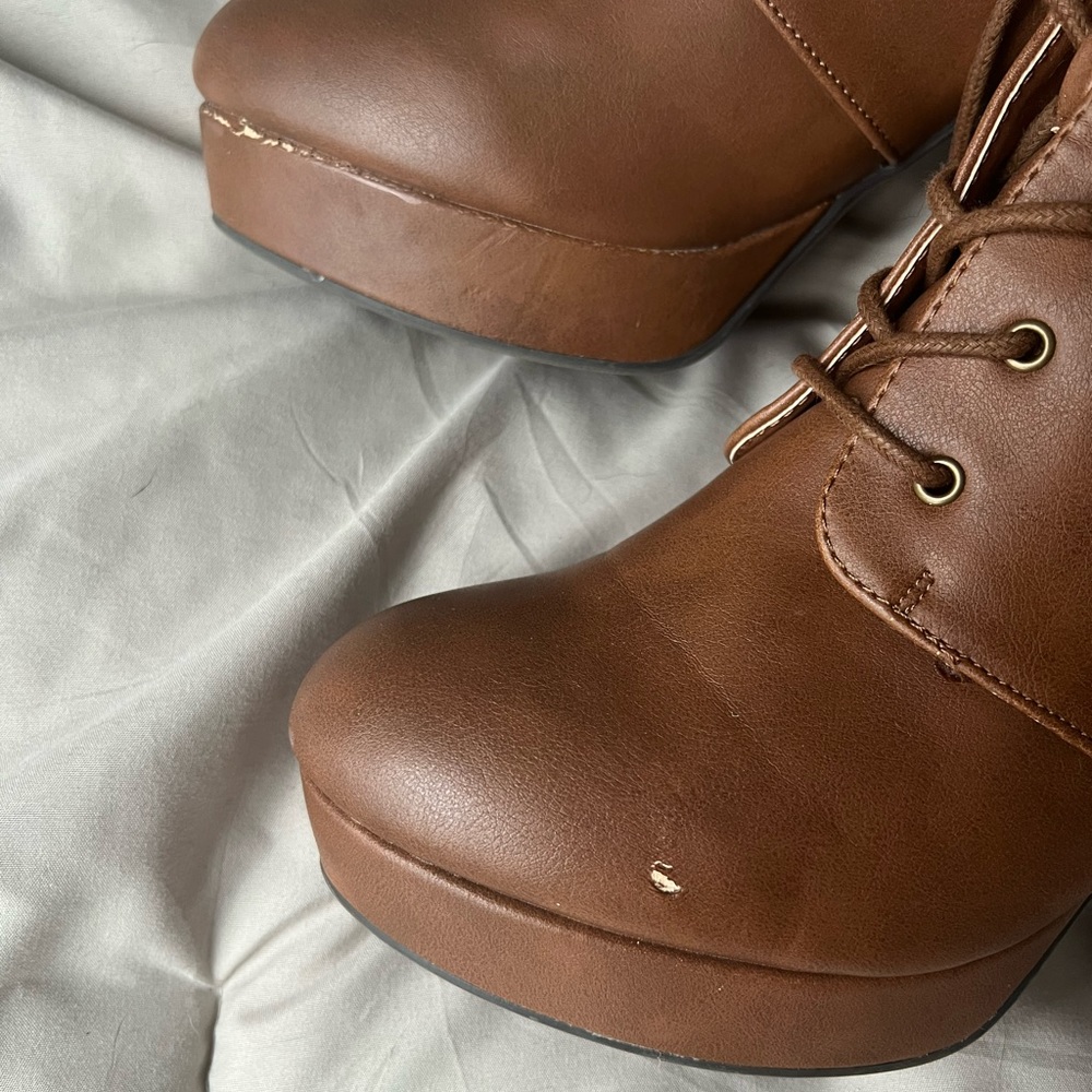Block Heel Platform Booties - Picture 5 of 7